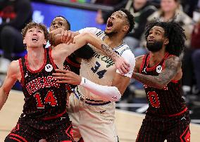 NBA - Bucks vs Bulls - Chicago