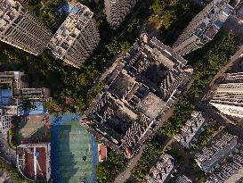 Courtyard Building on Building Rooftop in Nanning