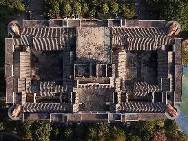 Courtyard Building on Building Rooftop in Nanning