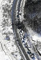 Fatal vehicle pileup on eastern Japan expressway