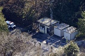 Wolf escapes at western Tokyo zoo