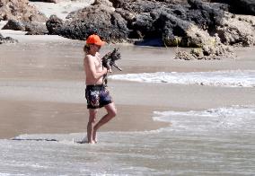 Heidi Klum, Tom Kaulitz and Bill Kaulitz in St Barths - France