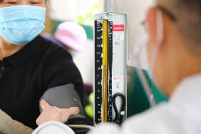 Mercury Containing Blood Pressure Monitor