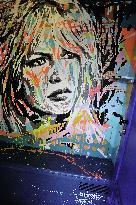 Illustration - Brigite Bardot Art Installation - Paris