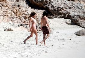 Heidi Klum, Tom Kaulitz and Bill Kaulitz in St Barths - France