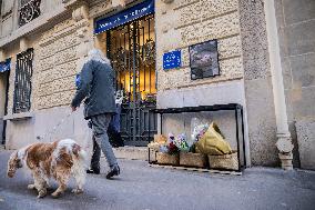 Flowers at Fondation Brigitte Bardot After Actress Death - Paris