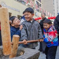 Chinese New Year Celebration Activities - China - Christopher