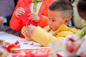 Chinese New Year Celebration Activities - China - Christopher