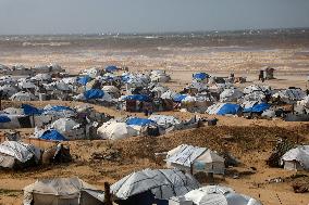 Gaza Displaced Palestinians - Gaza City