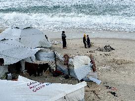 Tents Damaged By Storms - Khan Yunis