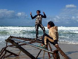 Tents Damaged By Storms - Khan Yunis