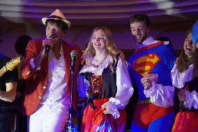 Alanah Bloor And Martina Ferragamo At Capri Hollywood Awards - Capri