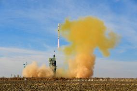 Long March-4B Rocket Launches Tianhui-7 Satellite - Jiuquan