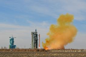 Long March-4B Rocket Launches Tianhui-7 Satellite - Jiuquan