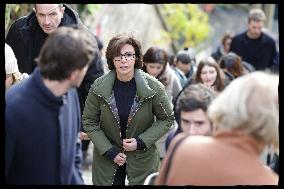 Exclusive - Rachida Dati At Montmartre Visit - Paris