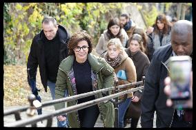 Exclusive - Rachida Dati At Montmartre Visit - Paris
