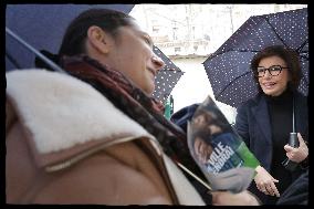 Exclusive - Rachida Dati At Monge Market Visit - Paris