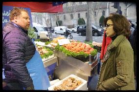 Exclusive - Rachida Dati At Avenue General Leclerc Visit - Paris