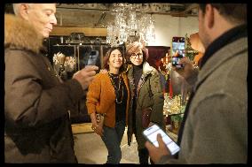Exclusive Rachida Dati Visit Les Puces Market - Saint Ouen