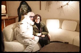 Exclusive Rachida Dati Visit Les Puces Market - Saint Ouen