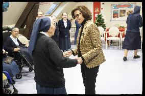 Exclusive - Rachida Dati Meets With Nuns - Paris