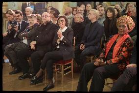 Exclusive - Rachida Dati Announces The Cabaret Season - Paris