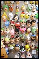 Exclusive Rachida Dati Visit Les Puces Market - Saint Ouen