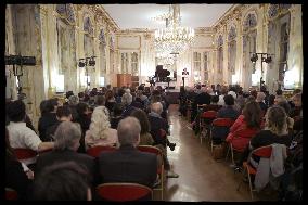 Exclusive - Rachida Dati Announces The Cabaret Season - Paris