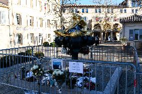 Brigitte Bardot Statue Memorial - Saint Tropez