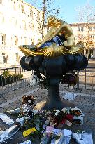 Brigitte Bardot Statue Memorial - Saint Tropez