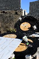 Eddie Barclay Grave Illustration - Saint Tropez