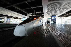 High-Speed Railway Full Line Operation - China