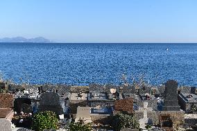 Sailors Cemetery Illustration Ahead Of Brigitte Bardot Burial - Saint Tropez