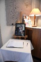 Brigitte Bardot Tribute At Town Hall - Saint Tropez