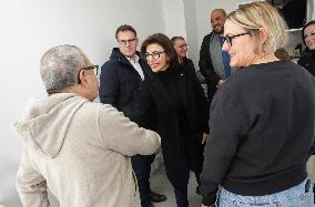 Exclu - Rachida Dati Visits the Emmaus Berthier Center - Paris