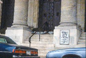 Bush Speaks to Senior US Government Employees