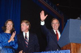Bush and Quayle Attend a GOP Fund Raiser in New Orleans