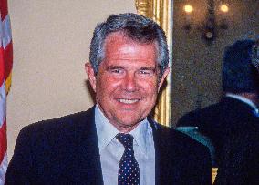 Bob Dole Meets Pat Robertson