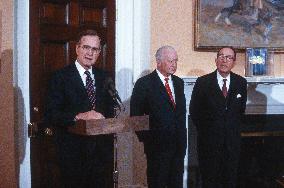 US President George HW Bush signs a Executive Order on Ethics Reform