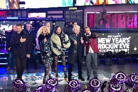 2025 New Years Eve in Times Square