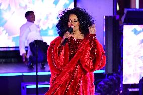 2025 New Years Eve in Times Square