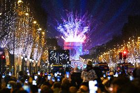 New Year Celebrations in France - Paris