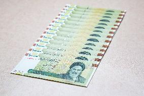 Illustration - Iranian Rial vs US Dollar A Currency in Crisis