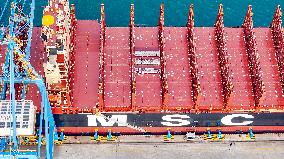 China First Vacuum-type Automatic Mooring System