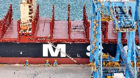 China First Vacuum-type Automatic Mooring System