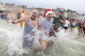 Bain des Givres At New Years Day Swim - Dunkirk