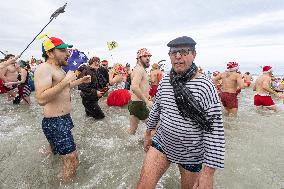 Bain des Givres At New Years Day Swim - Dunkirk