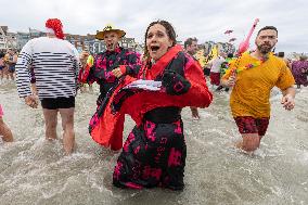 Bain des Givres At New Years Day Swim - Dunkirk