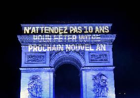 Paris Road Safety Tribute At Arc de Triomphe - Paris