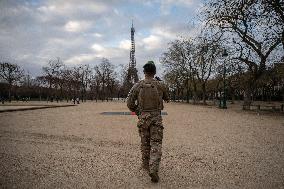 Sentinelle mission in front of the Eiffel Tower in Paris